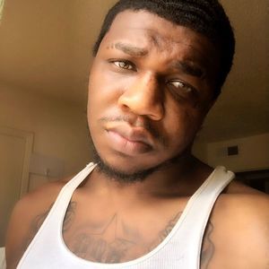 Meet your Posher, Shea